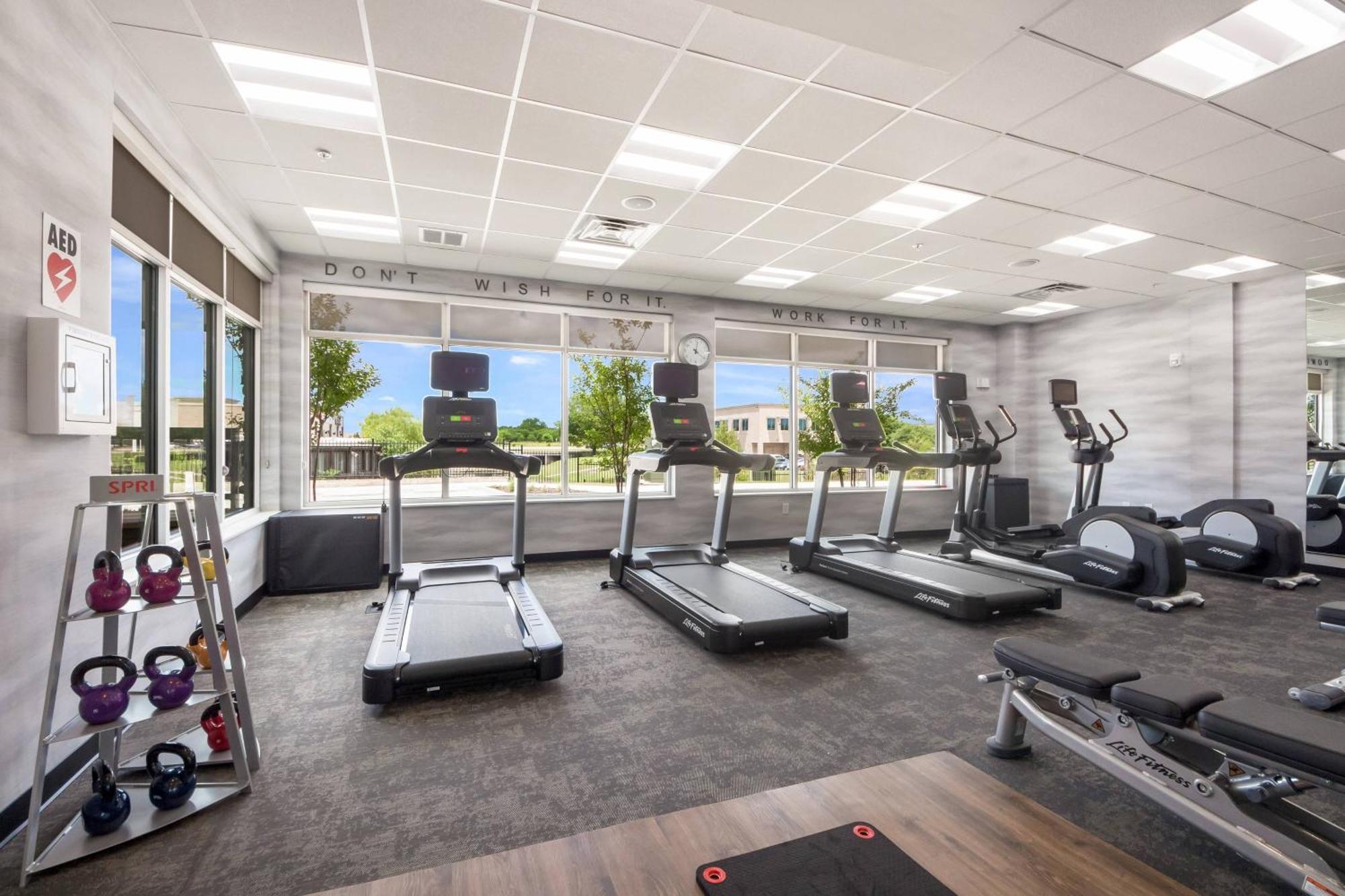 Fairfield Inn & Suites By Marriott Dallas Plano/Frisco Bagian luar foto
